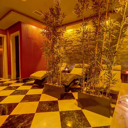 Hotel Alachi 2*