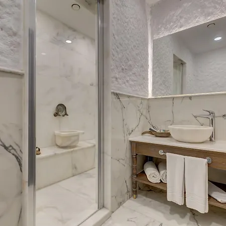 Hotel Alachi 2*